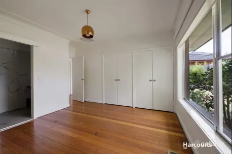 Property photo of 19 Whittens Lane Doncaster VIC 3108