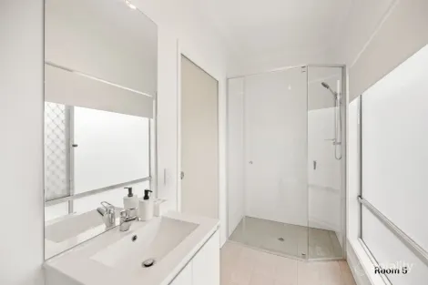Property photo of 22 Hunter Street Brassall QLD 4305