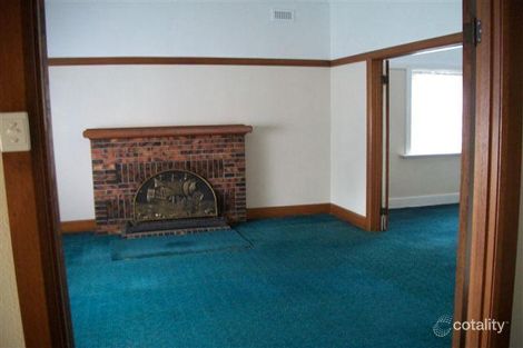 Property photo of 15 Woodlands Avenue Pascoe Vale South VIC 3044