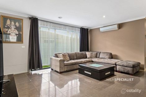 Property photo of 35 Pepperbush Circuit Cranbourne VIC 3977
