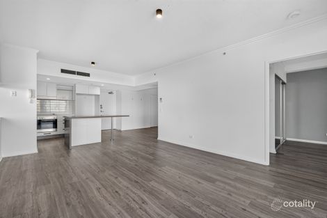 Property photo of 114/25-29 Surf Parade Broadbeach QLD 4218