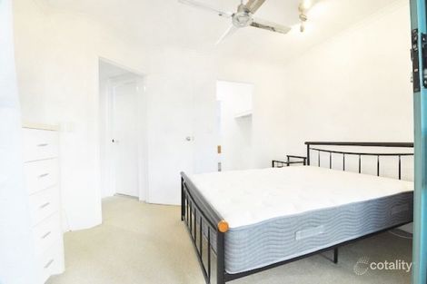 8/13 Montgomery Ave, Main Beach, QLD 4217