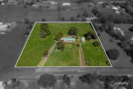 220 Warren Tce, Hazelwood North, VIC 3840