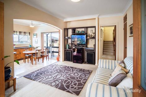 Property photo of 29 Malinya Crescent Moorebank NSW 2170