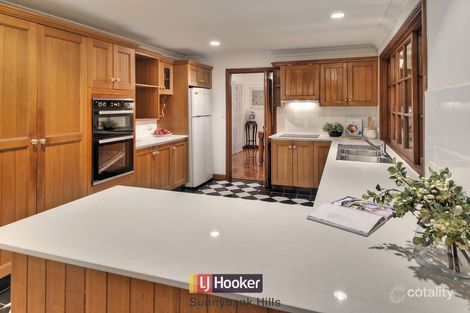 Property photo of 8 Dewberry Close Eight Mile Plains QLD 4113