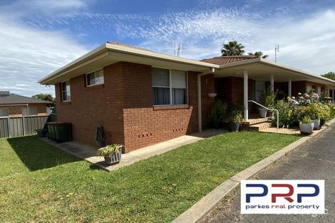 Property photo of 1/1 Lotus Place Parkes NSW 2870