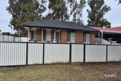 1 Martin Gr, Colyton, NSW 2760