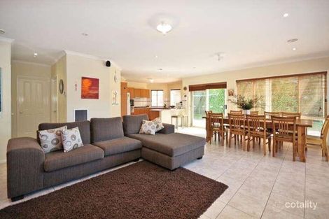 Property photo of 16 Stanford Close Fawkner VIC 3060