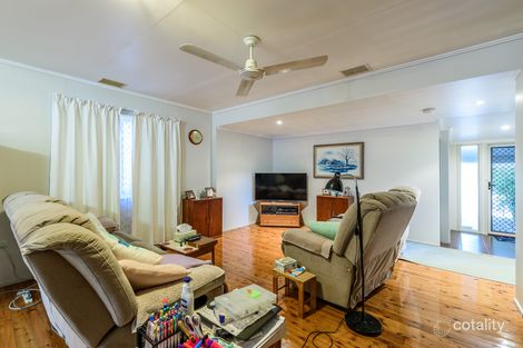 Property photo of 13 Goss Avenue Labrador QLD 4215