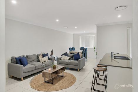 Property photo of 27 Highland Close Macquarie Links NSW 2565