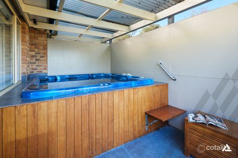 Property photo of 8 Bright Court Drouin VIC 3818