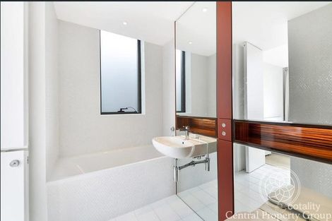 Property photo of 16/2 Chippendale Way Chippendale NSW 2008