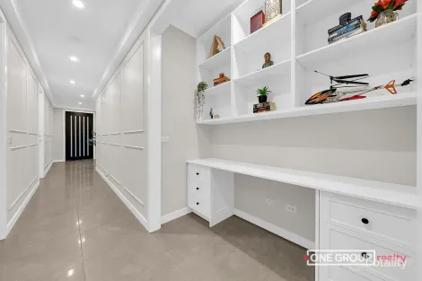 Property photo of 45 Graphite Crescent Wollert VIC 3750