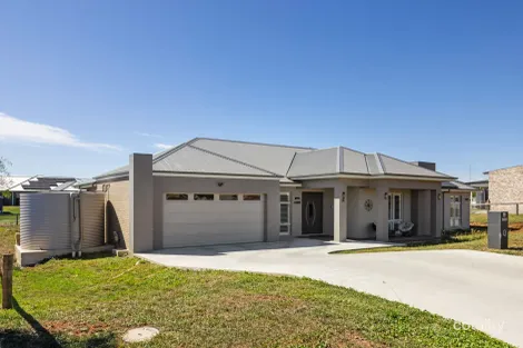 Property photo of 36 Platypus Circuit Goulburn NSW 2580
