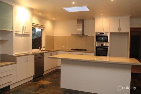 Property photo of 9 Hilldale Close Ringwood North VIC 3134