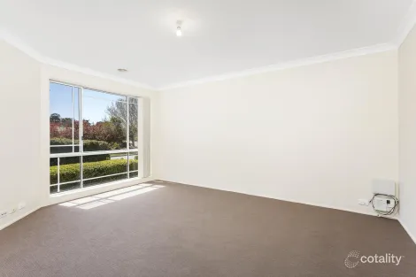 Property photo of 60 Taylor Street Ngunnawal ACT 2913