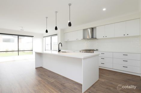 Property photo of 20 Townley Boulevard Werribee VIC 3030