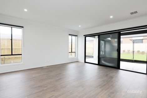Property photo of 20 Townley Boulevard Werribee VIC 3030