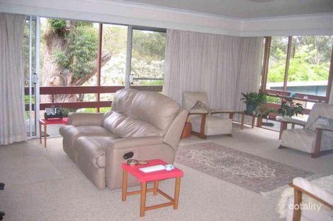 Property photo of 40 Carinya Road Picnic Point NSW 2213