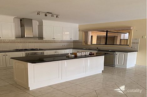 Property photo of 28 Barwon Street Taylors Hill VIC 3037