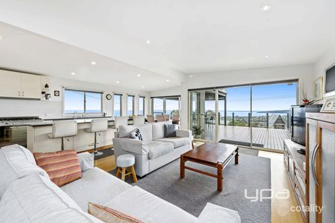 Property photo of 7 Seaview Street Dromana VIC 3936