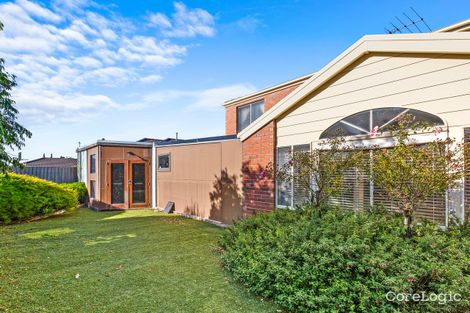 Property photo of 33 Grandview Crescent Hillside VIC 3037