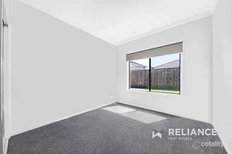 Property photo of 27 Hutchison Road Mambourin VIC 3024