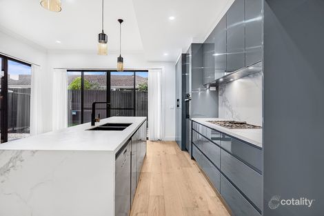 Property photo of 1/46 St Elmo Road Ivanhoe VIC 3079