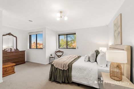 Property photo of 15 Rule Close Mill Park VIC 3082