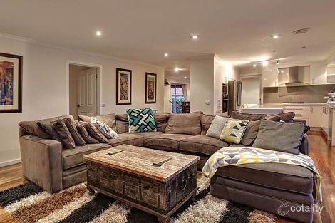 Property photo of 9 Lakeside Boulevard Rowville VIC 3178