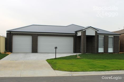 Property photo of 7 Crystal Street Pakenham VIC 3810