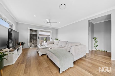 Property photo of 36 Brookvale Street Chambers Flat QLD 4133