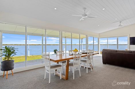 Property photo of 9 Mills Road Hindmarsh Island SA 5214