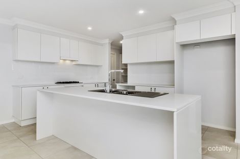 Property photo of 18 Matchless Avenue Goulburn NSW 2580