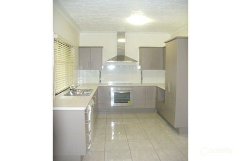 Property photo of 10 Hook Place Bushland Beach QLD 4818