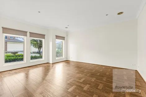 Property photo of 6 Gurrborra Way Bundoora VIC 3083