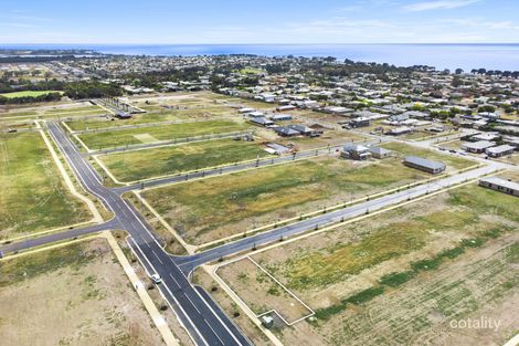 2 Port Deakin St, St Leonards, VIC 3223