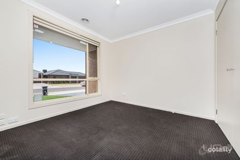 Property photo of 3 Erden Court Harkness VIC 3337