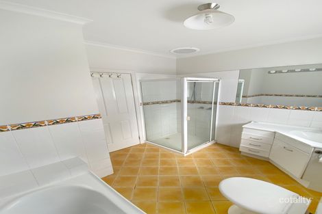 Property photo of 18 Banksia Street Doveton VIC 3177