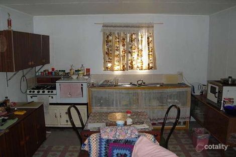 Property photo of 6 Red Admiral Place Lightning Ridge NSW 2834