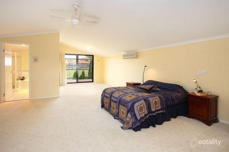 Property photo of 41 Kirra Place Carindale QLD 4152