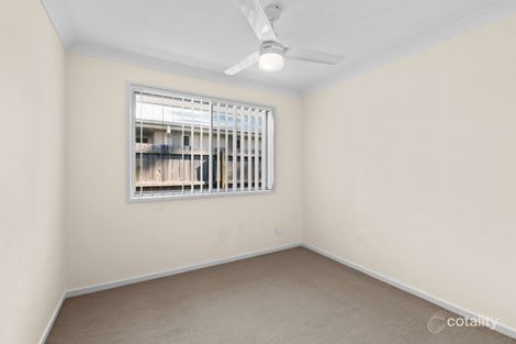 Property photo of 5 Chandon Court Hillcrest QLD 4118