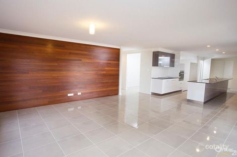 Property photo of 8 Pepperwood Place Withcott QLD 4352