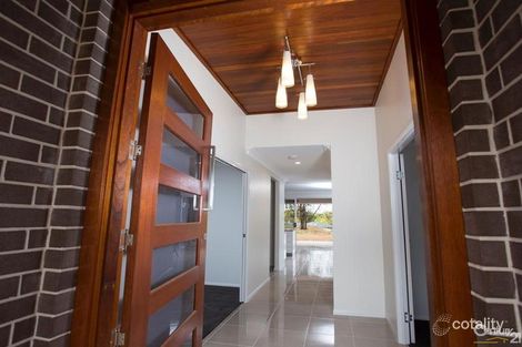 Property photo of 8 Pepperwood Place Withcott QLD 4352