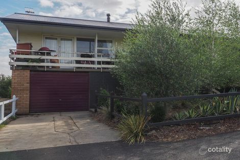 2 Douglas St, Armidale, NSW 2350