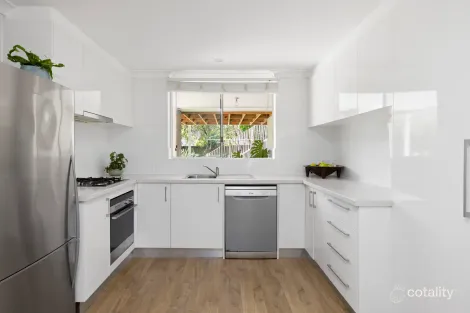 Property photo of 16 Stoddart Place Dee Why NSW 2099