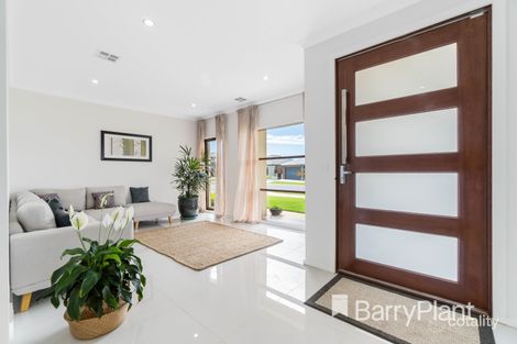 Property photo of 31 Spearmint Boulevard Manor Lakes VIC 3024