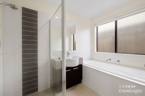 Property photo of 5 Pier Way Point Cook VIC 3030