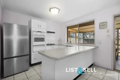 Property photo of 22B Azalea Place Macquarie Fields NSW 2564