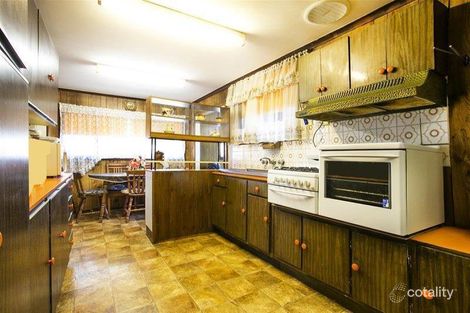 Property photo of 13 Symes Avenue Kahibah NSW 2290
